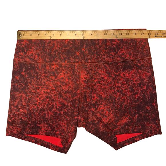 Lululemon Wunder Train Shorts 6" | Size 18 Autumn Red Black Print NWOT - Picture 4 of 9